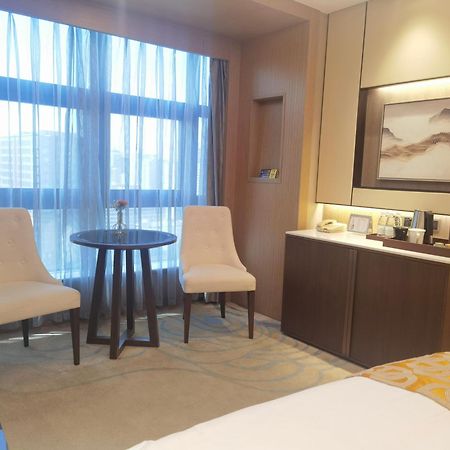Jin Jiang Pine City Hotel Shanghai Eksteriør billede