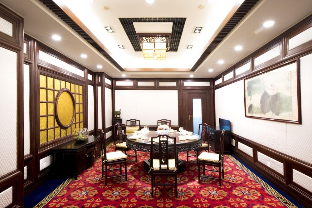 Jin Jiang Pine City Hotel Shanghai Eksteriør billede