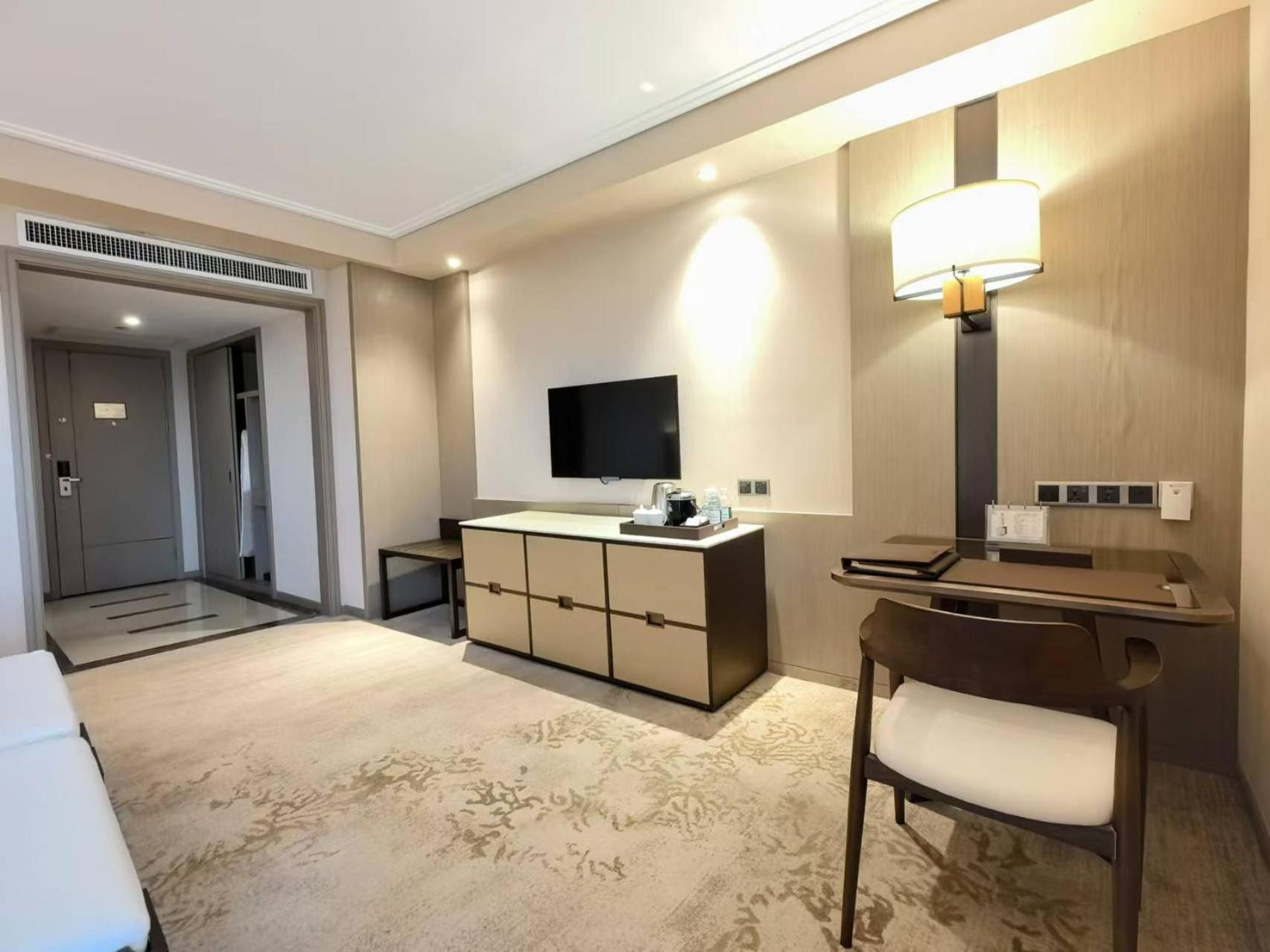 Jin Jiang Pine City Hotel Shanghai Eksteriør billede